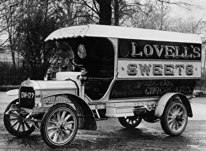 Dennis Gallery: 1909 Dennis truck. Creator: Unknown