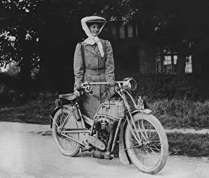 Motorcycle Prints: 1909 Rex with motorcyclist Muriel Hind. Creator: Unknown