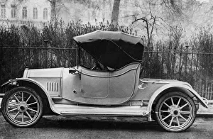 Drophead Coupe Gallery: 1910 Hillman 12-15hp. Creator: Unknown