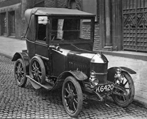 Oxford Gallery: 1916 Morris Oxford Coupe. Creator: Unknown