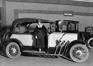 Running Board Prints: 1918 Velie Sport tourer. Creator: Unknown