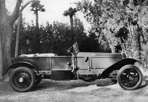 1919 Prints: 1919 Rolls - Royce Silver Ghost by Offord. Creator: Unknown