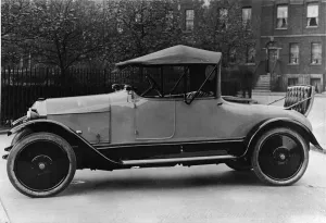 Drophead Coupe Prints: 1920 D. F. P. 12 / 40. Creator: Unknown