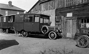 Caravan Gallery: 1922 Armstrong Siddeley 18hp camper conversion by Hutchings. Creator: Unknown
