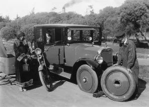 Change Collection: 1925 Cleveland 6. Creator: Unknown