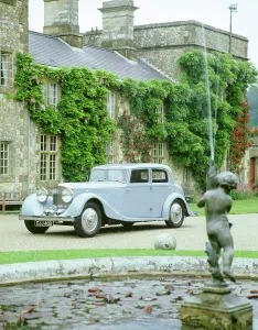 Gravel Drive Prints: 1935 Bentley 3.5 litre, Park Ward body