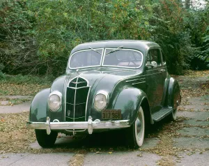 Auto Prints: 1935 De Soto Airflow