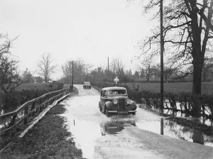 Muddy Prints: 1937 Hillman Minx, c1937