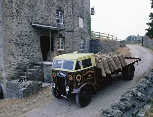 Loaded Gallery: 1939 Albion KL 127 3 ton truck. Creator: Unknown