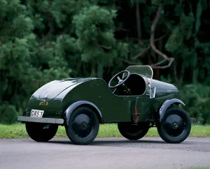 Safety Prints: 1939 ATCO Trainer child's car