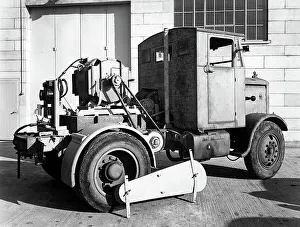 Truck Prints: 1946 Scammell Chain drive Special tractor