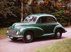 Curved Prints: 1949 Morris Minor