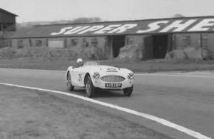 Goodwood Prints: 1959 Austin - Healey 100-6 at Goodwood. Creator: Unknown