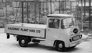 Commercial Vehicles Prints: 1960 Trojan 25cwt lorry. Creator: Unknown