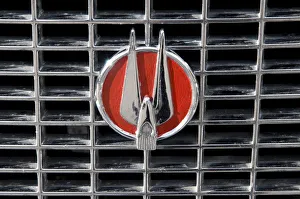 Logo Gallery: 1961 Studebaker Hawk Badge. Creator: Unknown