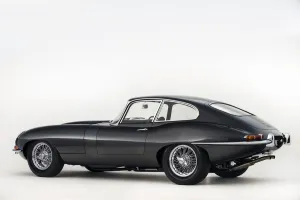 1965 Jaguar E type 4. 2 fixed head coupe. Creator: Unknown