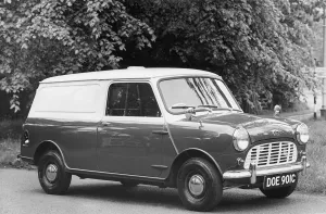 1966 Austin Mini van 1. 25 ton. Creator: Unknown