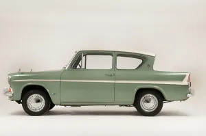 Super Prints: 1966 Ford Anglia Super 105E