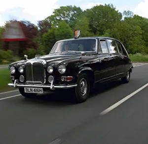 Crest Prints: 1970 Daimler Vanden Plas DS 420 limousine. Ex Queen Mother