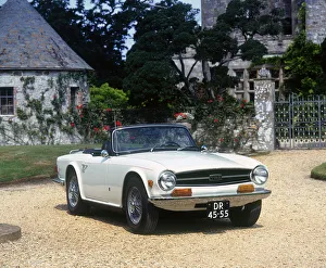 Triumph Gallery: 1971 Triumph TR6. Creator: Unknown