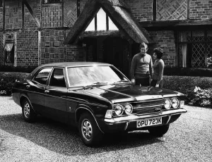 Ford Prints: 1972 Ford Cortina 2000 GXL. Creator: Unknown