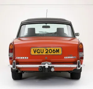 1974 Prints: 1974 Rover P6 3500S