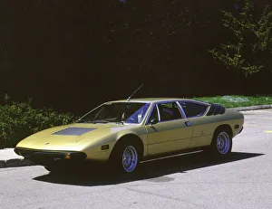 Lamborghini Prints: 1975 Lamborghini Urraco P300. Creator: Unknown