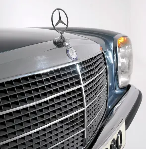 Grill Prints: 1975 Mercedes Benz 280CE