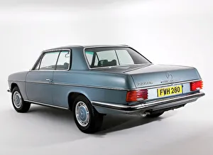Mercedes Prints: 1975 Mercedes Benz 280CE