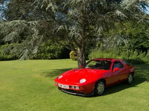 1980 Prints: 1980 Porsche 928GT. Creator: Unknown