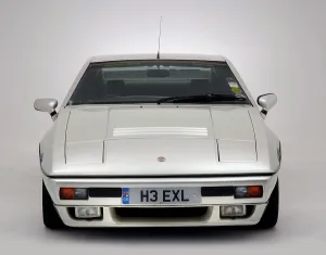 Head On Prints: 1985 Lotus Excel