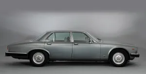 Jaguar Prints: 1987 Jaguar XJ12 Sovereign