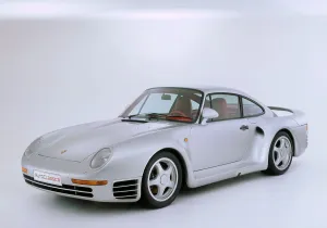 Front Three Quarters Prints: 1988 Porsche 959