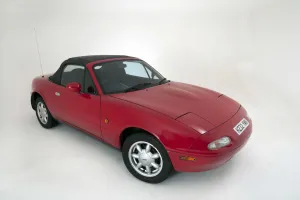 1600 Prints: 1990 Mazda MX5 1600. Creator: Unknown