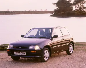 Hot Hatch Prints: 1994 Daihatsu Charade Gti