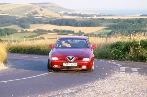 Cornering Prints: 1999 Alfa Romeo 166