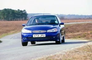 Man Aged 30 Prints: 1999 Ford Mondeo ST200