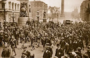 Armistice Prints: 1st Battalion London Scottish marching through London on arrival from France