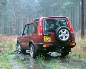 Four Wheel Drive Prints: 2000 Land Rover Discovery TD5