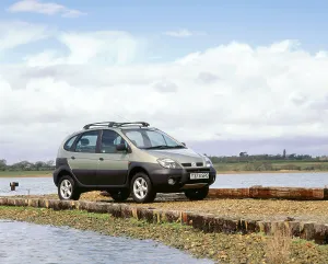 People Carrier Prints: 2001 Renault Scenic