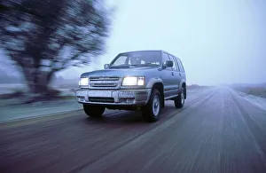 Four Wheel Drive Prints: 2002 Isuzu Trooper Duty 3.0 TD long wheel base