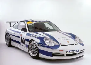 Cut Out Prints: 2003 Porsche 911 Carrera GT3 Cup
