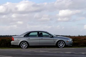 Cornering Prints: 2003 Volvo S80