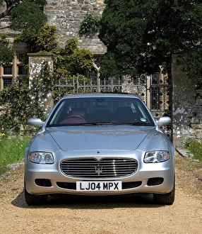 Maserati Prints: 2004 Maserati Quattroporte