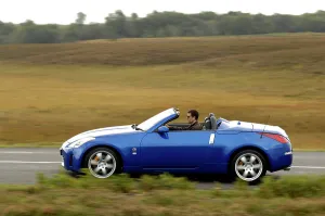 2005 Prints: 2005 Nissan 350Z