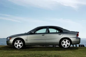2005 Prints: 2005 Volvo S60