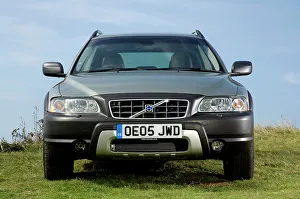2005 Prints: 2005 Volvo XC70