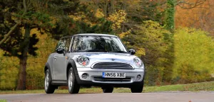 Sporty Prints: 2006 Mini Cooper