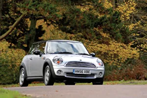 Moving Prints: 2006 Mini Cooper