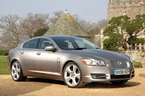 Uk British Prints: 2008 Jaguar XF SV8